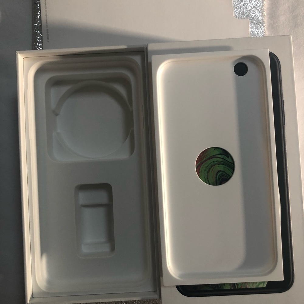 EMPTY  iPhone XS max BOX